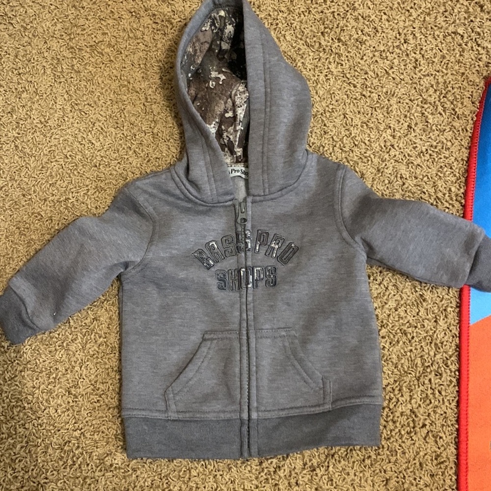 Boys 6-12 months bass pro shop sweat suit outfit